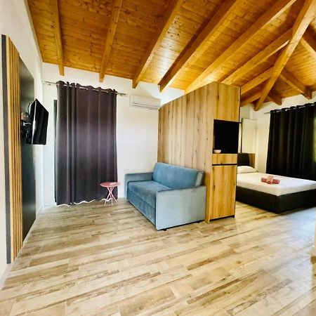 Adriatik Hotel Vlorë Extérieur photo